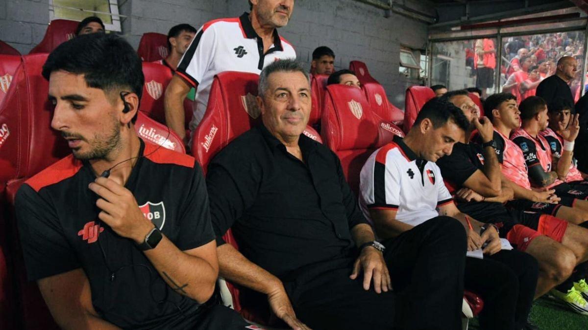Newell's Suspends Former President Ignacio Astore Over $35M Debt