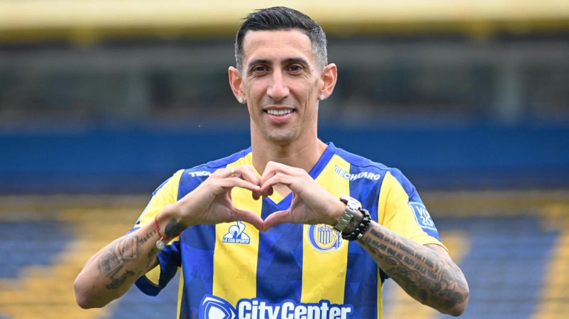 Rosario Central's forward Ángel Di María poses for a photo during his presentation at the Gigantes de Arroyito Stadium in Rosario, Argentina, on July 7, 2025. 