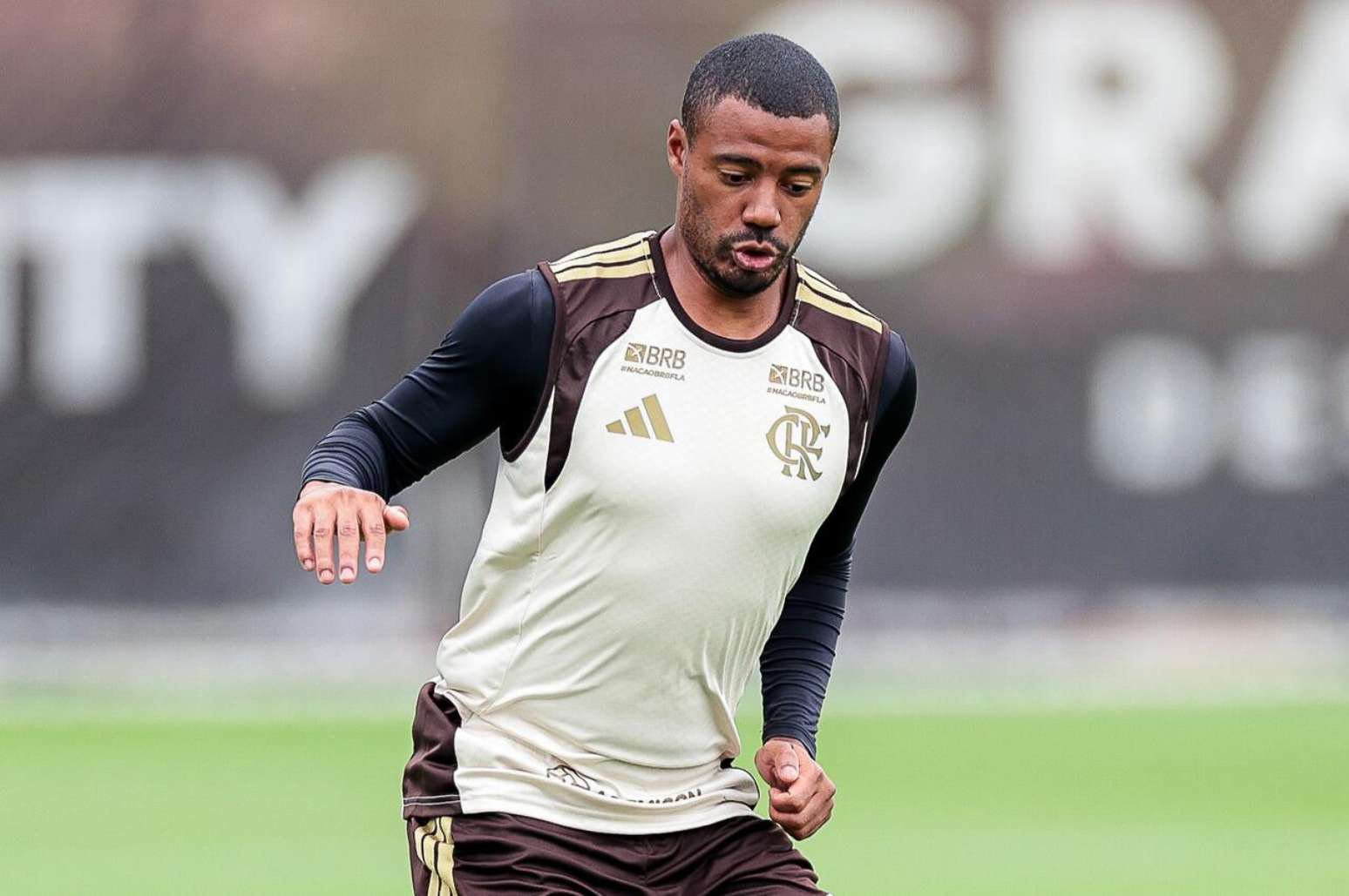 De la Cruz busca recuperar espaço no Flamengo –