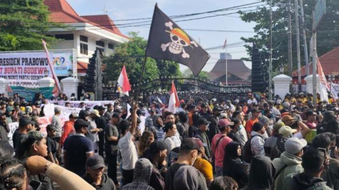 Warga Pati Ngamuk, Bakal Geruduk Kantor DPC Gerindra dan PDIP, Pansus Hak Angket Digembosi?