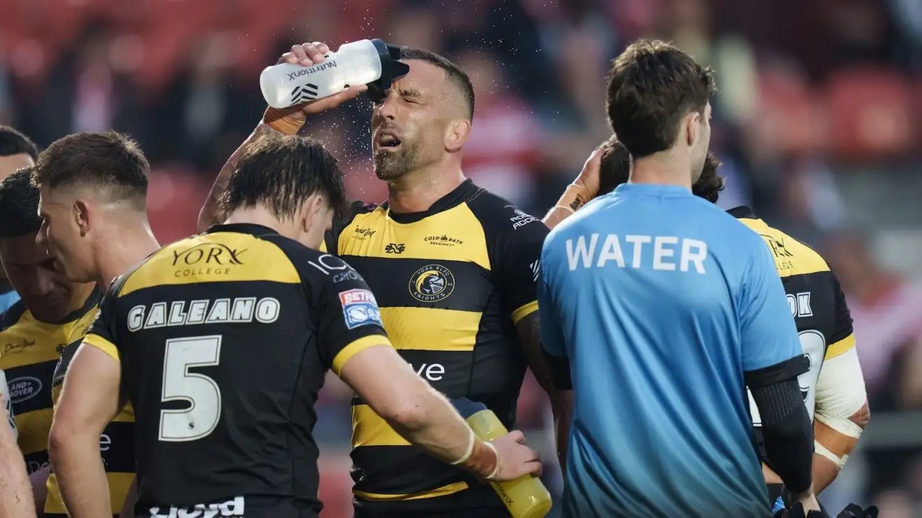 Paul Vaughan douses himself in water during a Super League game in 2026