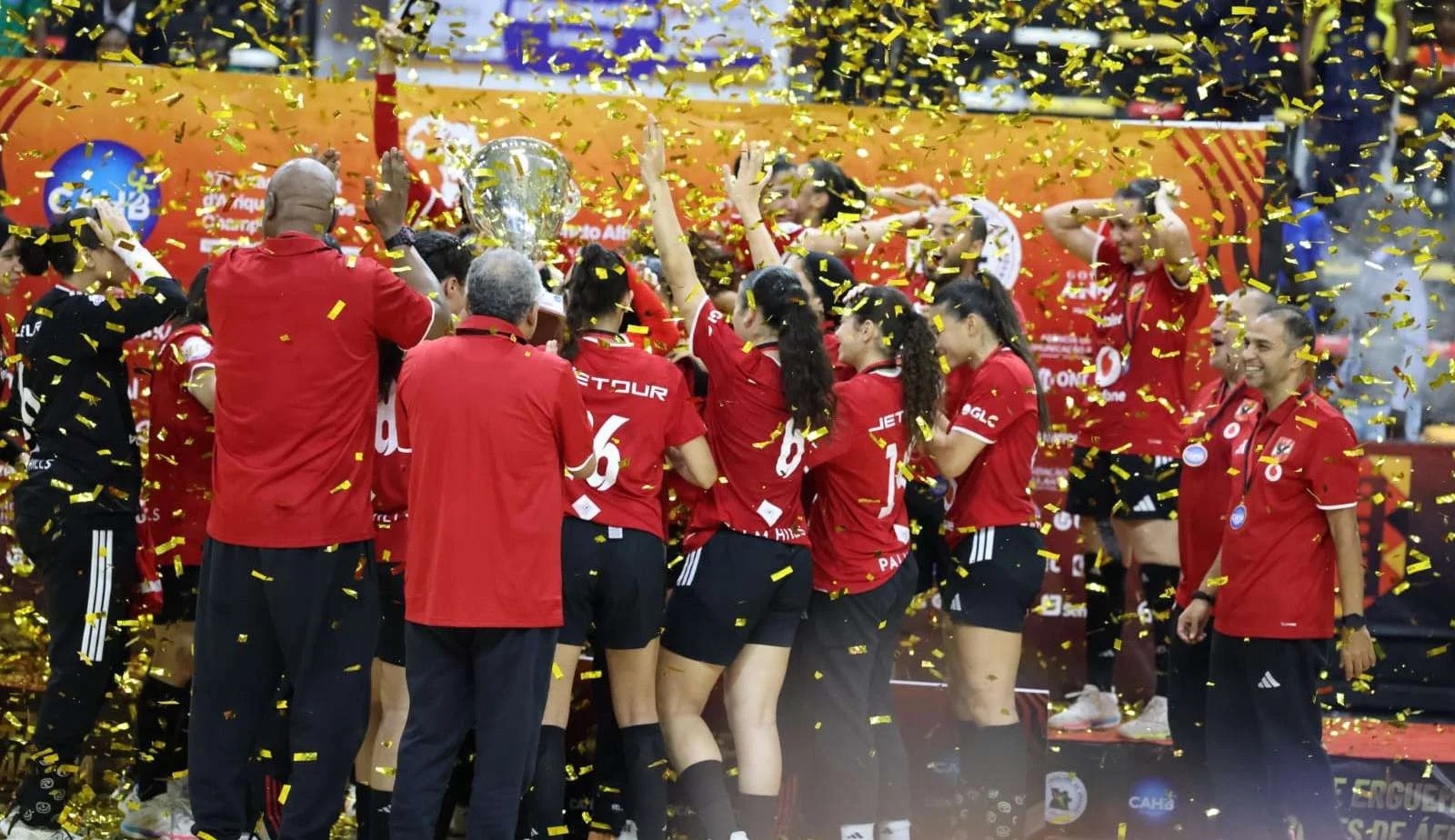 Al Ahly conquista título após vencer o 1.º de Agosto numa final de cortar a respiração