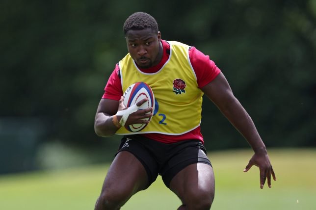 BAGSHOT, ENGLAND - JUNE 10: Nathan Jibulu runs with the ball during the England training session at Pennyhill Park on June 10, 2026 in Bagshot, England. (Photo by Steve Bardens - RFU/The RFU Collection via Getty Images)