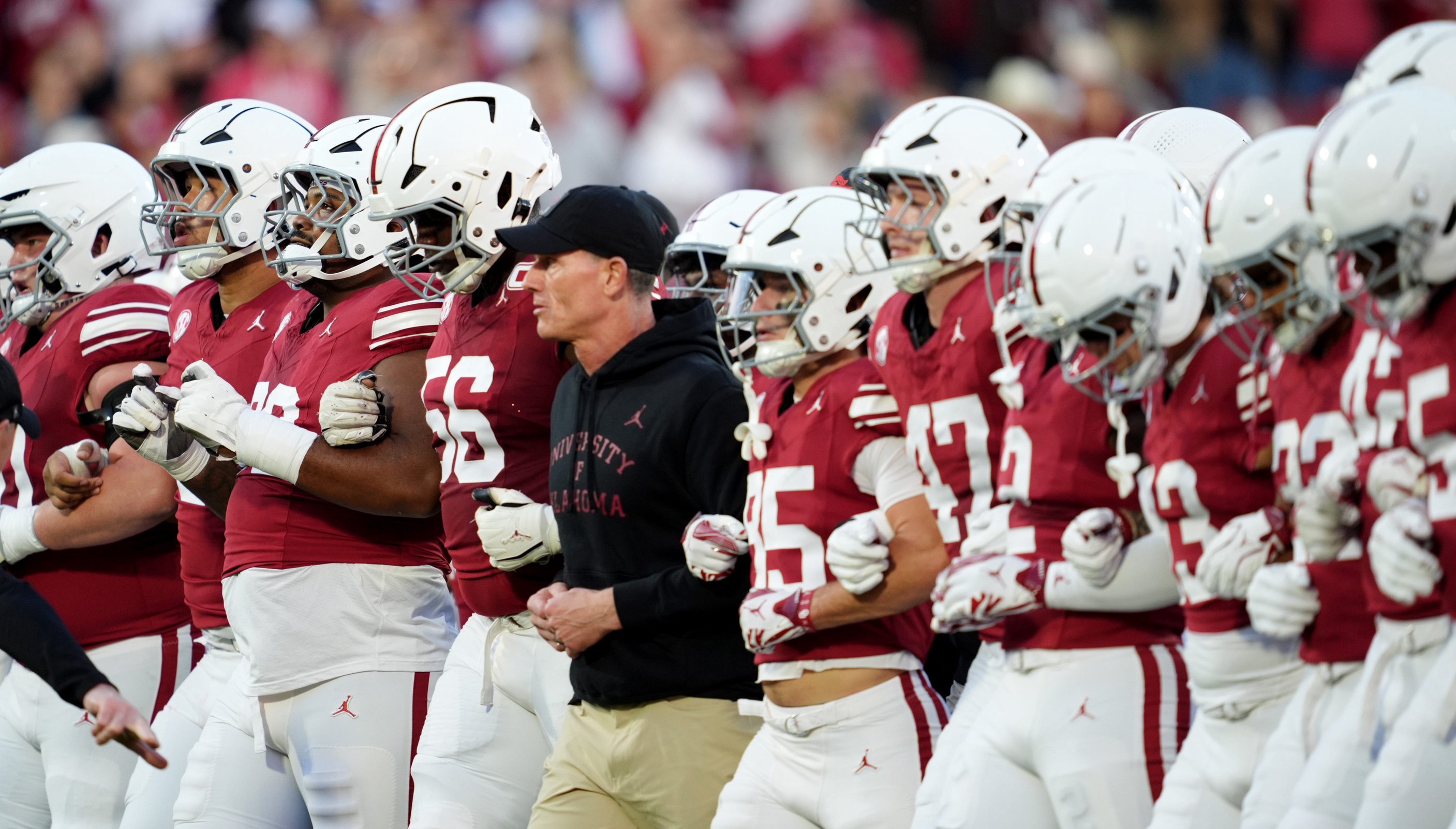Oklahoma head coach Brent Venables walks with the team before the college football game between the University of Oklahoma Sooners (OU) and the Kentucky Wildcats at Gaylord Family — Oklahoma Memorial Stadium in Norman, Okla.,  Saturday, Oct., 17, 2026.