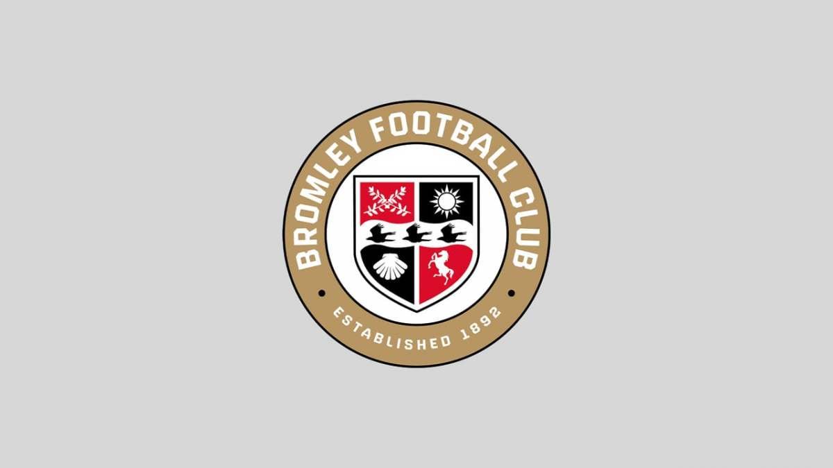 Bromley sack Andy Woodman despite remarkable rise
