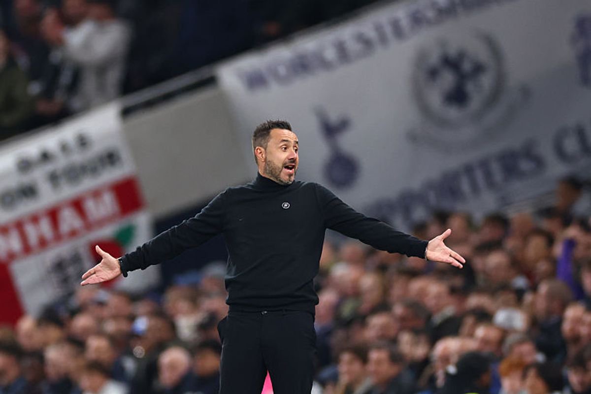 Roberto De Zerbi during the Premier League match between Tottenham Hotspur and Coventry City