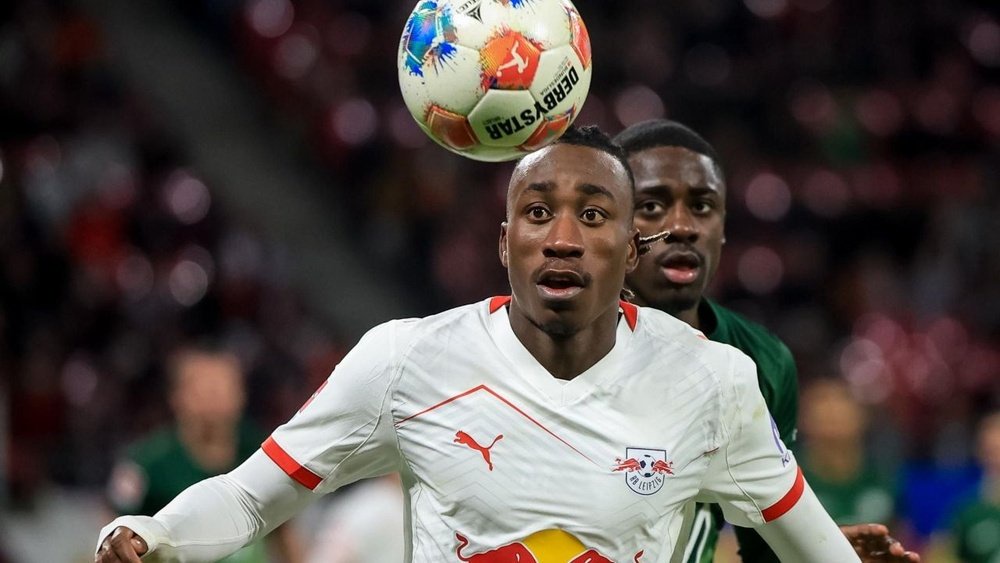Yan Diomande retrouve le RB Leipzig. EFE