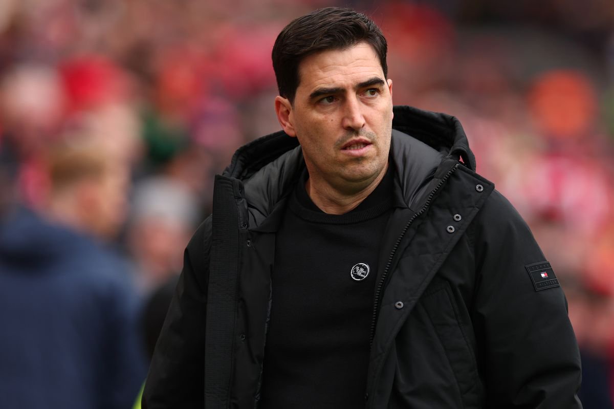 Iraola's side beat Brighton 2-0
