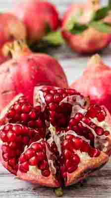 Health benefits of pomegranate-2024-06-b5900a84dc8361f6defed3af88914181