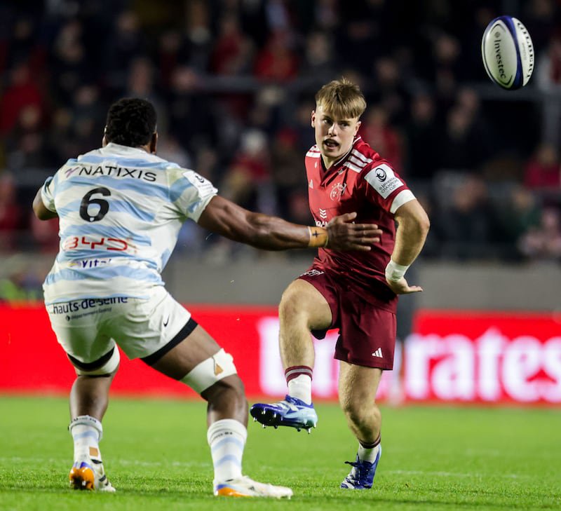 Munster outhalf Charlie O’Shea kicks ahead during the game against Racing. Photograph: Nick Elliott/Inpho