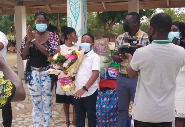 Oswald donation pictures