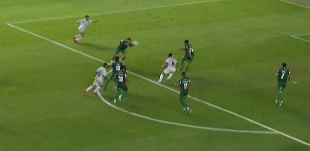 Santos e Palmeiras: Polêmica de Pênalti em Empate Sem Gols
