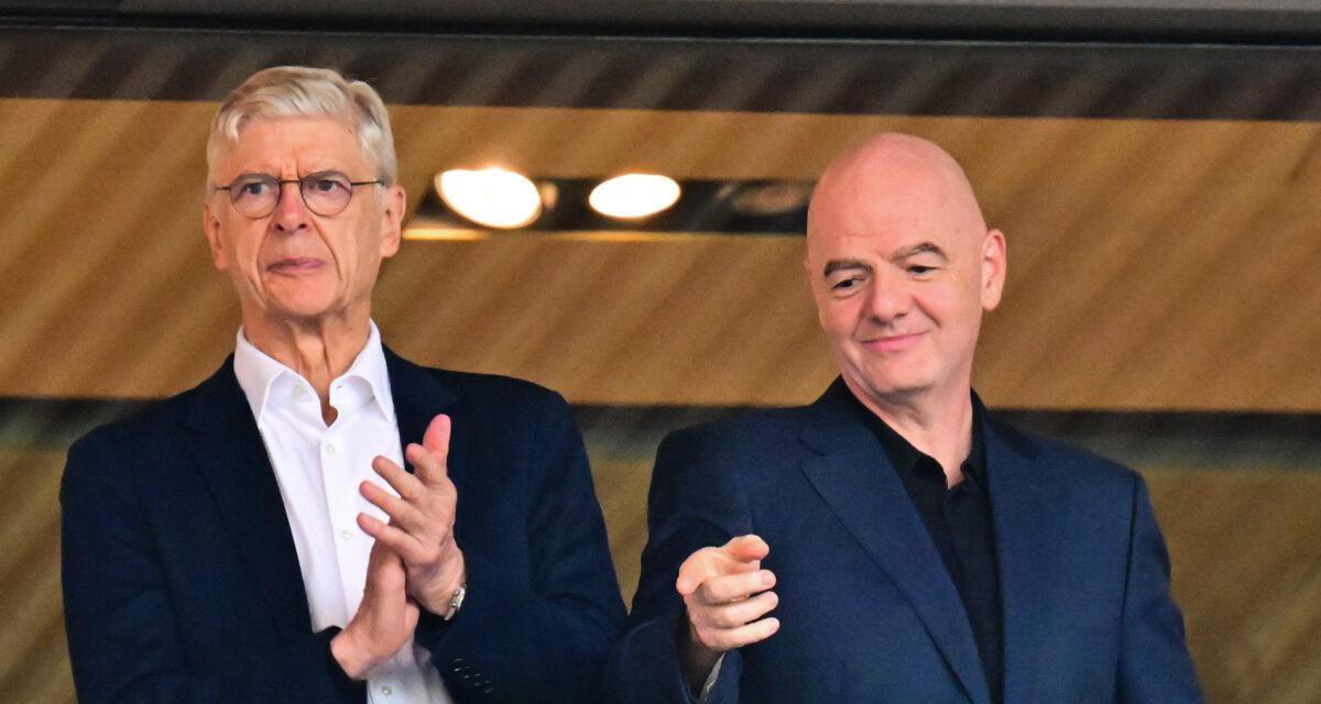 Arsène Wenger et Gianni Infantino