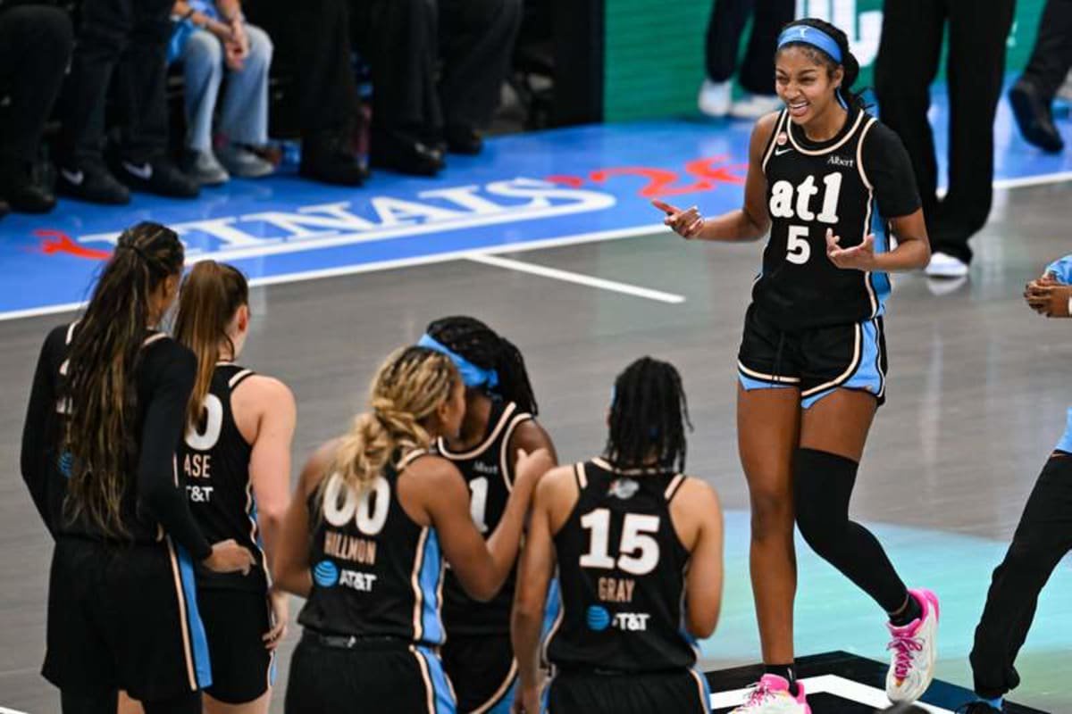 ATLANTA, GA – OCTOBER 21: Atlanta forward Angel Reese 5 reacts during Game Three of the WNBA, Basketball Damen, USA finals between the Golden State Valkyries and the Atlanta Dream on October 21st, 2026 at State Farm Arena in Atlanta, GA. Photo by Rich von Biberstein/Icon Sportswire WNBA: OCT 21 Finals Golden State Valkyries at Atlanta Dream EDITORIAL USE ONLY Icon261021025 ©IMAGO/Icon Sportswire
