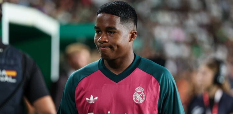 Real Madrid: Endrick coincé à Madrid