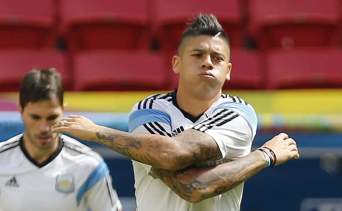 Marcos Rojo durante treino da Selecao Argentina no Estadio Nacional Mane Garrincha.