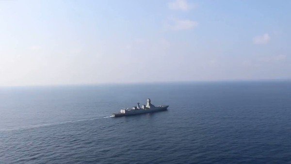 दोनों भारत में निर्मित