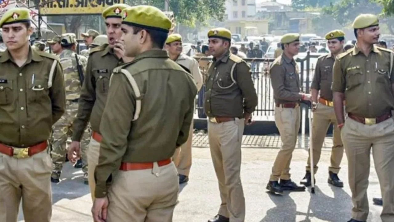 पलट गई गैंगरेप की कहानी, लड़की खुद बॉयफ्रेंड के साथ गई थी होटल, मां ने 4 लड़कों को करवा दिया था अरेस्ट