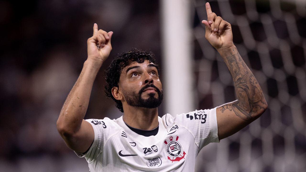Matheus Bidu comemora durante a vitória do Corinthians | Reprodução/X/@Corinthians