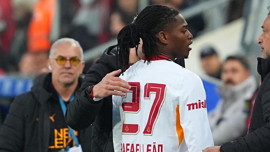 Rafael Leão (Emin Sansar/Anadolu via Getty Images)