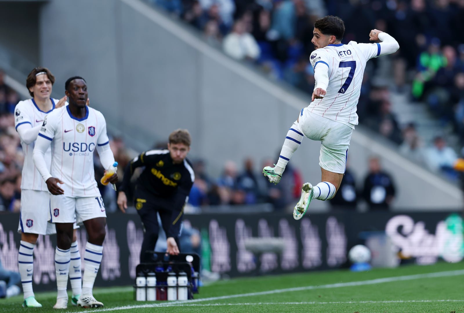 Pedro Neto celebrates scoring Chelsea's second goal during the Premier League game against Everton at Hill Dickinson Stadium in Liverpool. Photograph: Molly Darlington/Getty Images