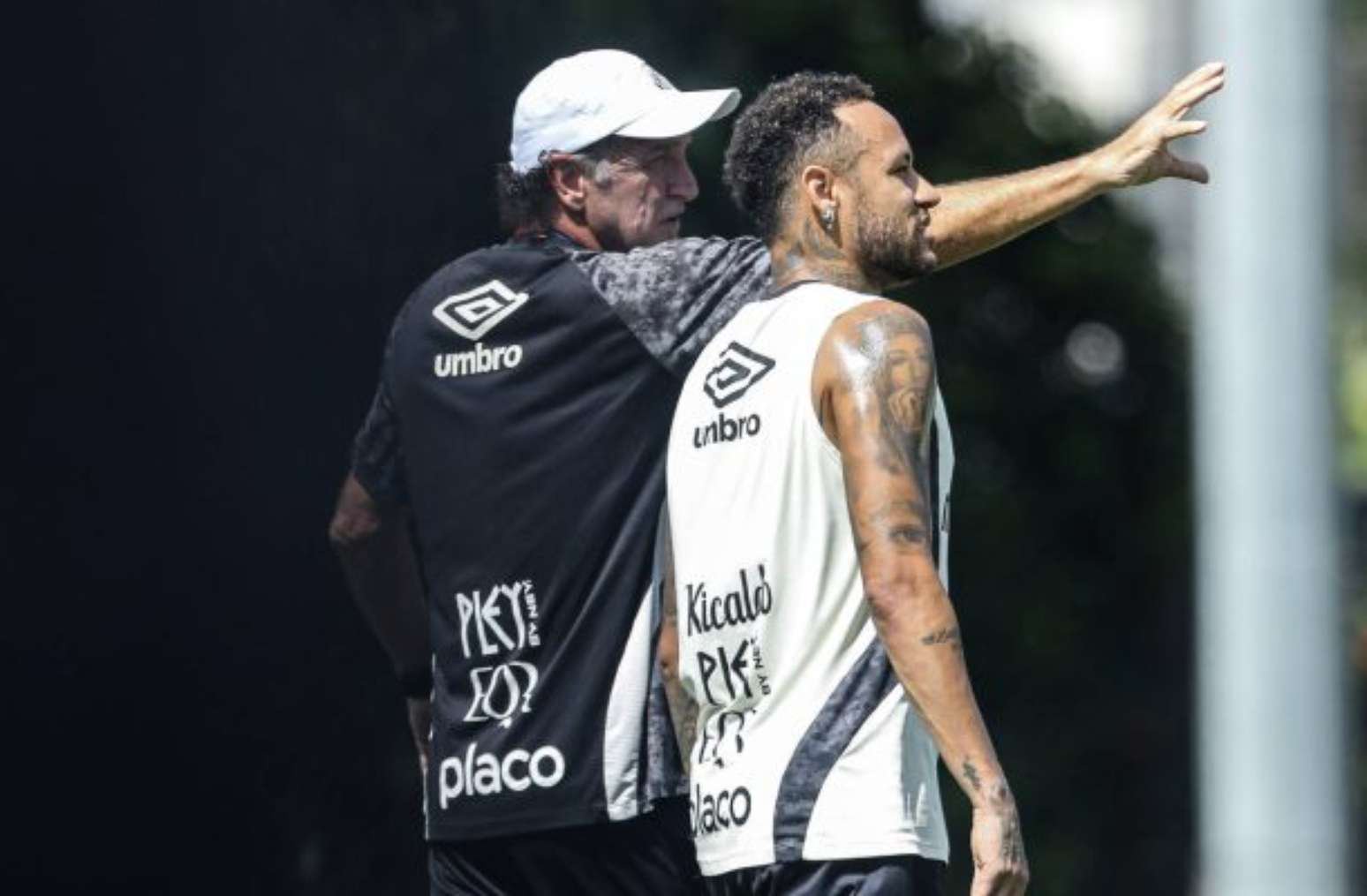 João Alencar aparece como opção para a zaga –