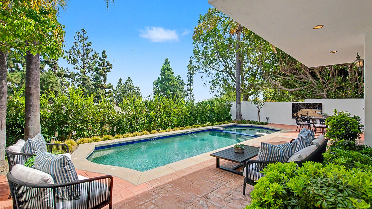 Jason Collins Brentwood CA home pool