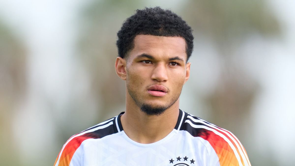 Chelsea eye up perfect Joao Pedro backup – but PSG and Bayern in the race too