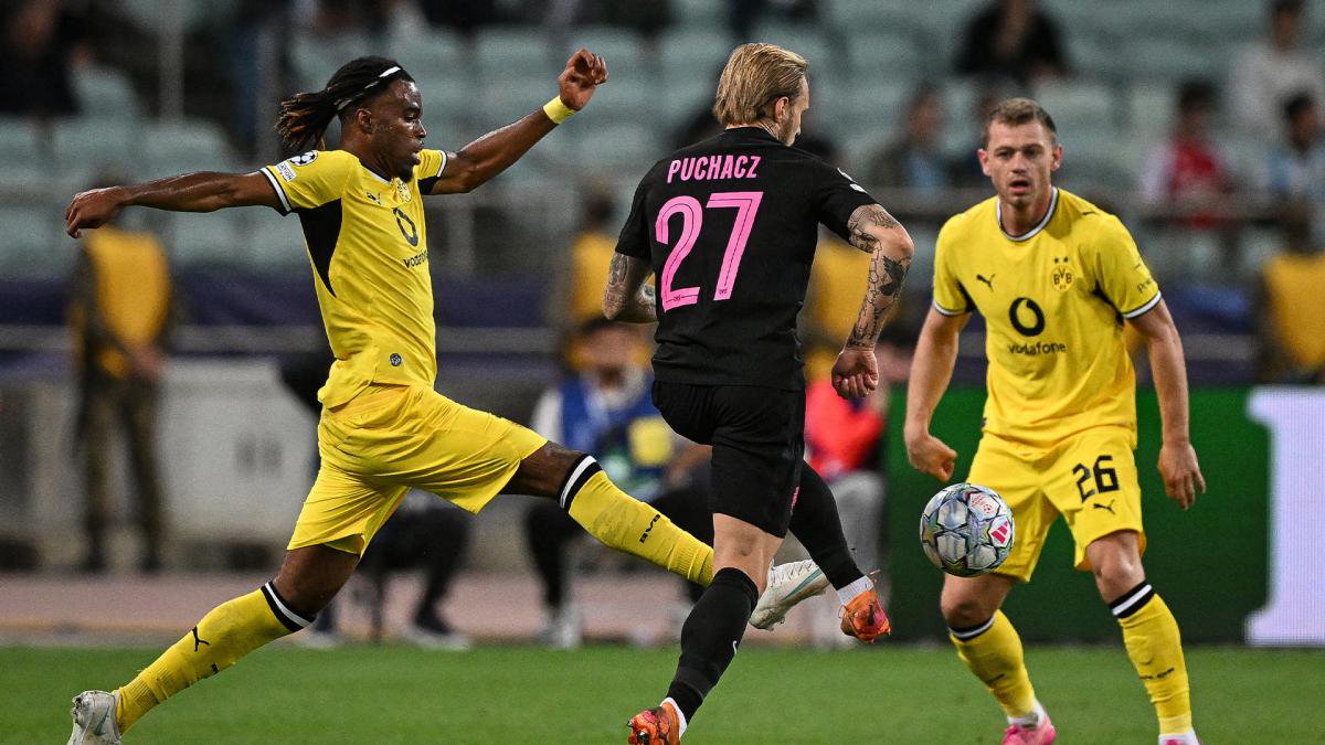 Carney Chukwuemeka und Julian Ryerson für den BVB