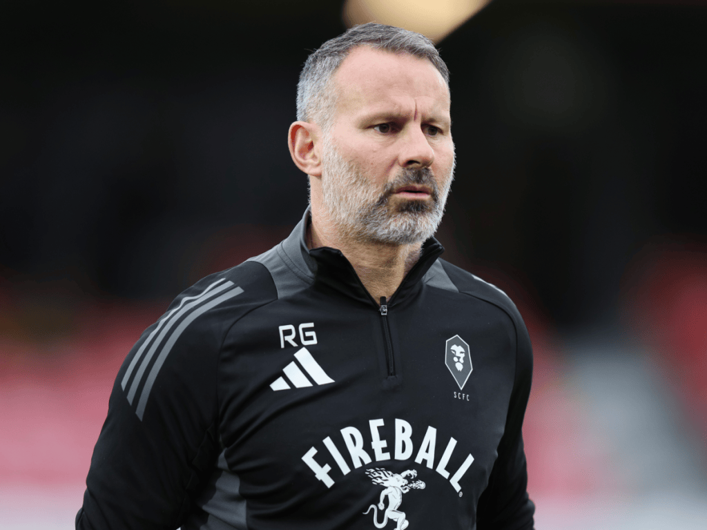 Ryan Giggs receives special invite to Manchester United Champions League fixture