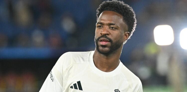 Vinicius poussé dehors, Mourinho se lâche