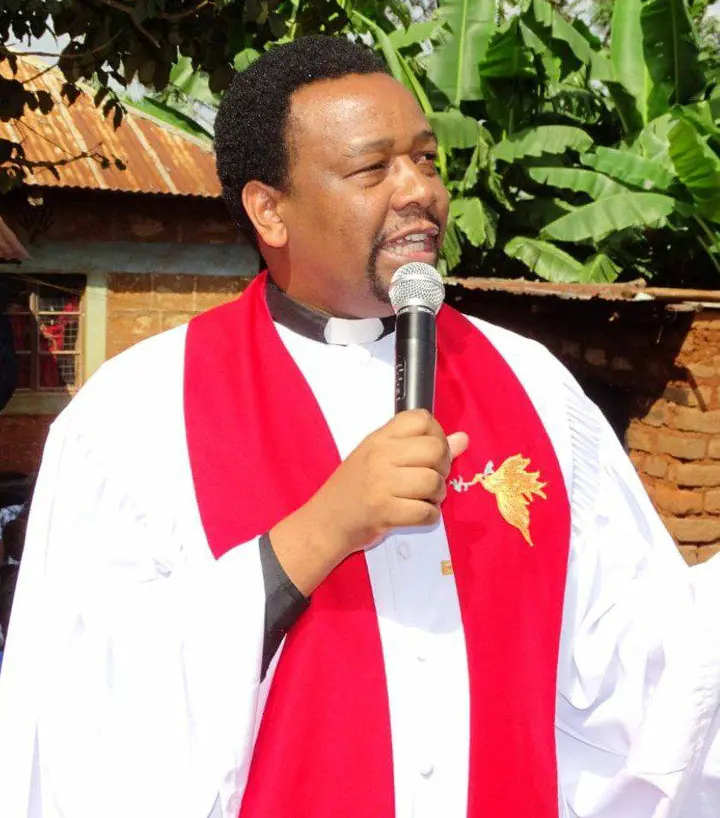 I will never officiate a wedding if the man has not seen the bride's face  without makeup – Pastor Godfrey Migwi | Pulselive Kenya