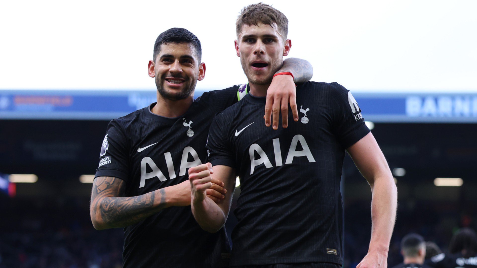 Romero hails ‘incredible’ former Spurs team-mate Van de Ven