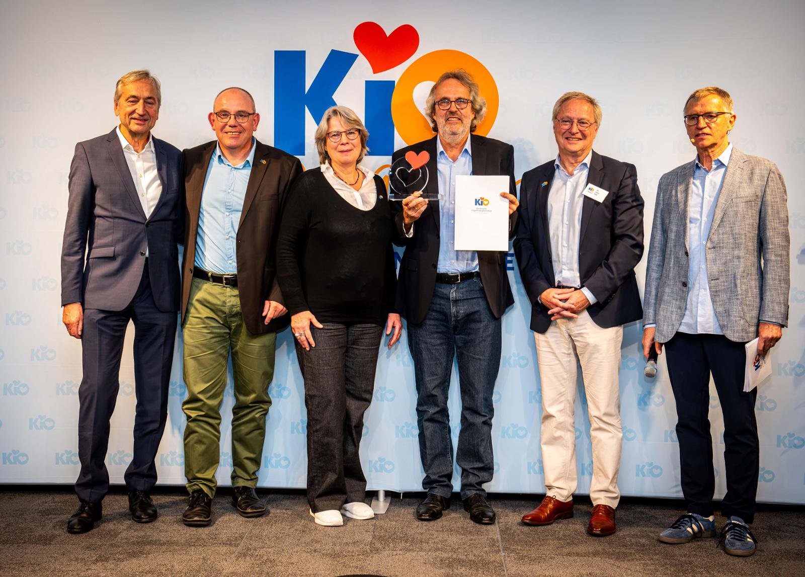 Kio Abend bei der FAZ von links dabei Burkhard Tönshoff, Christian Höftberger, Antje Gutsche ,  Dirk Bethe (Preisträger), Gero Kalt und Moderator Norbert König