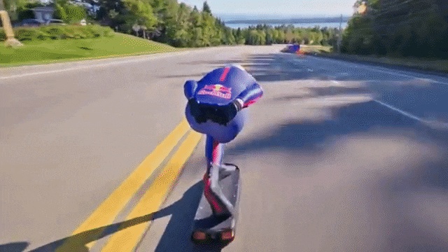 Poncelet só se deu por satisfeito quando bateu a marca dos 150km/h