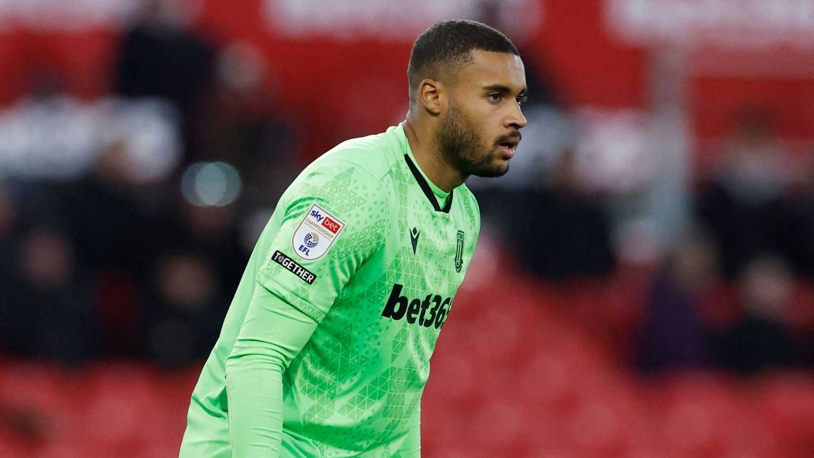 Gavin Bazunu, Stoke City