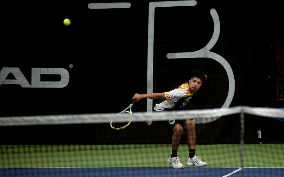 Jesus Lukas hits a backhand.