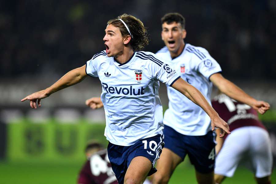 Paz celebrates his goal