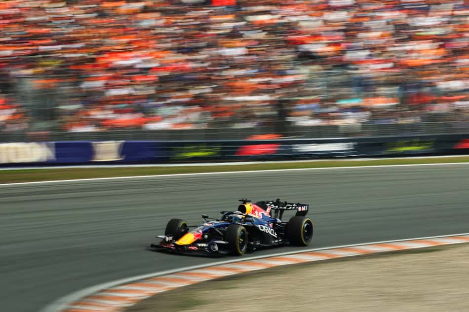 Max Verstappen em ação no GP da Holanda pela F1 2026