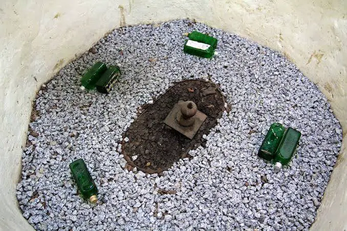 Human Being Could Remove This Sword Years, Including Mohammed Tried Failed