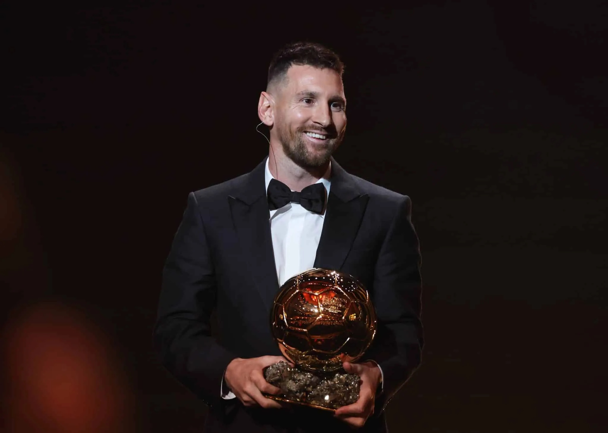 Com incríveis oito troféus, Lionel Messi é o maior ganhador de Bolas de Ouro na história