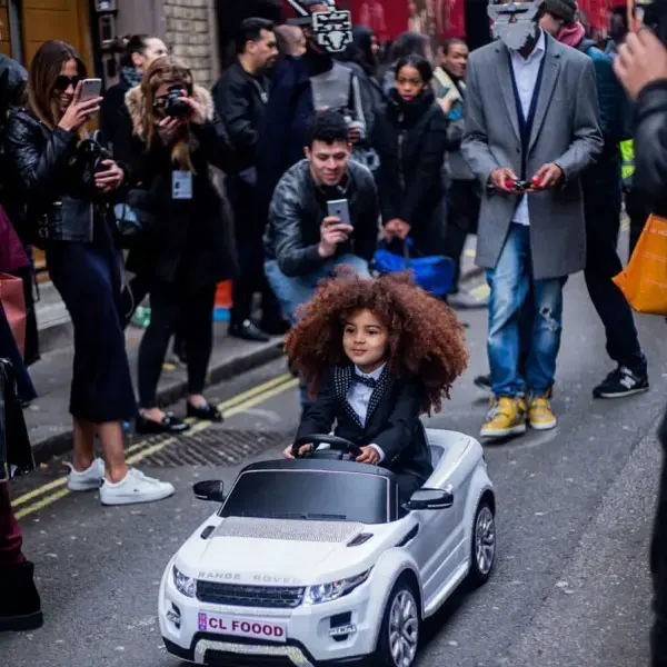 Remember That Rejected Many Schools Curly Hair, Looks (See Photos)