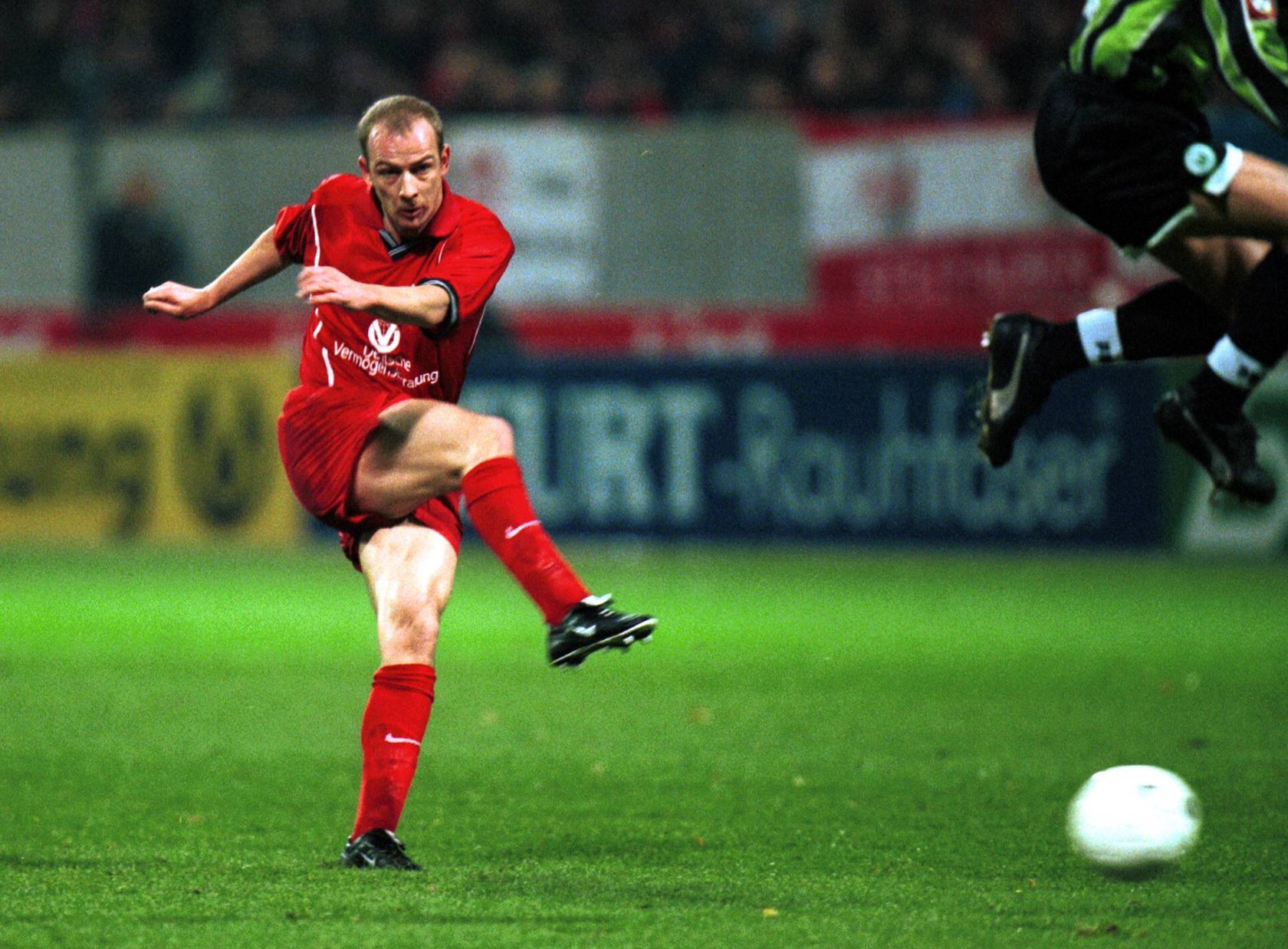 Mario Basler startete seine Profikarriere bei Kaiserslautern und kehrte von 1999-2003 nochmal zum Verein zurück