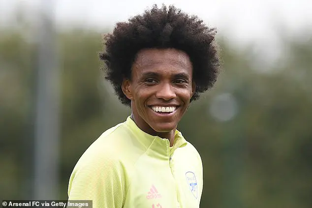 Willian has joked Thiago Silva's move to Chelsea would've convinced him to stay at the Blues