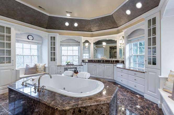 See Photos of Atiku Abubakar’s Magnificent USA Mansion Sold For $2.95 Million Dollars