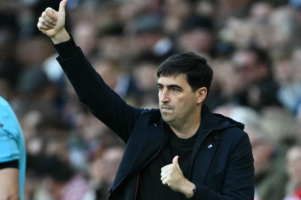 Liverpool head coach Andoni Iraola.