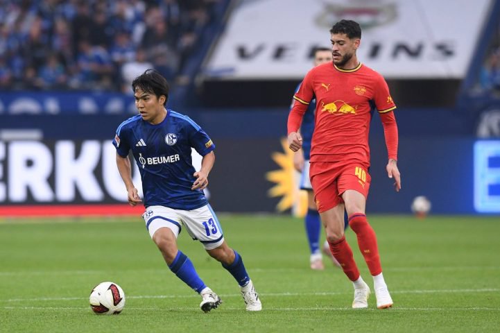Im Spiel S04 - Leipzig kam es zu einer pikanten Schiedsrichter-Entscheidung. Sky-Experte Didi Hamann platzte im Nachgang der Kragen.