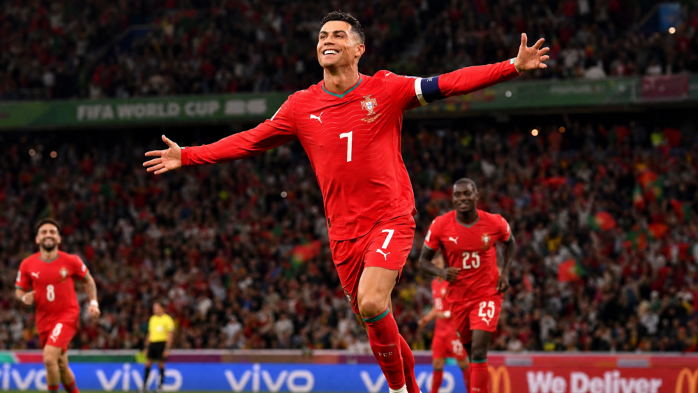 Atacante de Portugal comemora gol em goleada contra o Uzbequistão pela Copa do Mundo