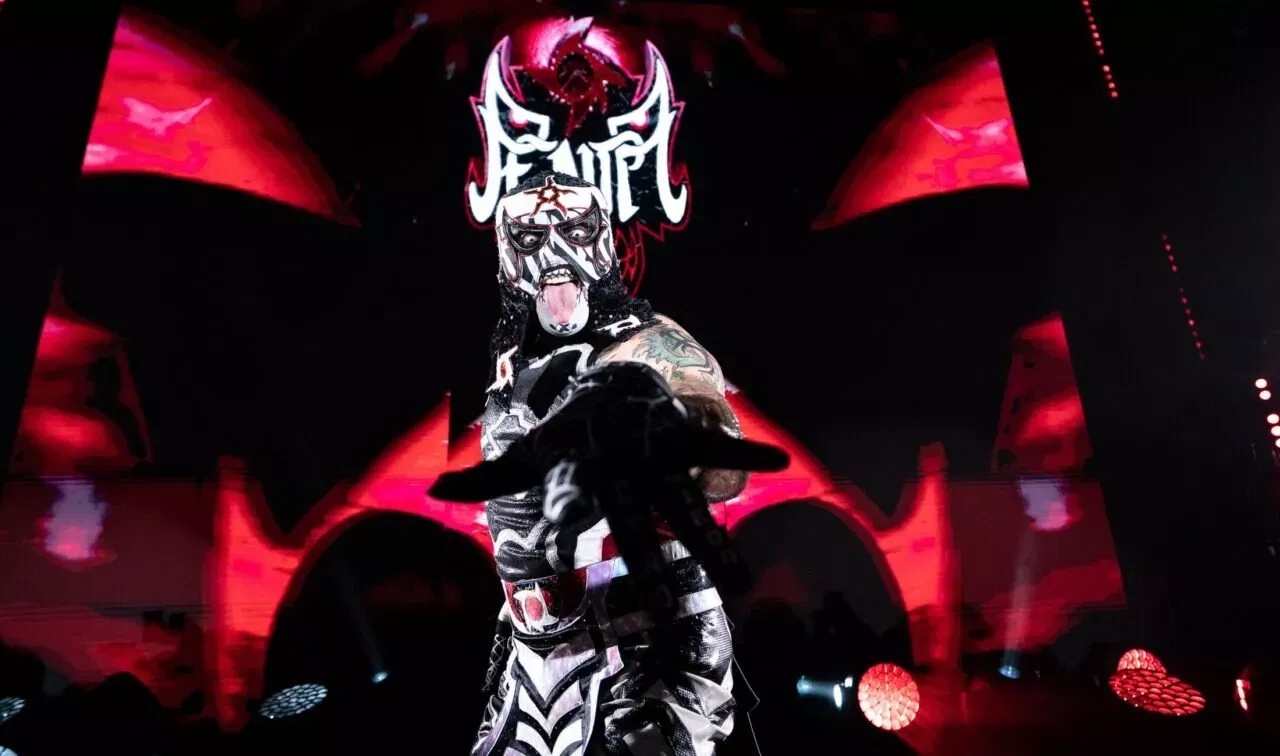 Penta WWE RAW SmackDown