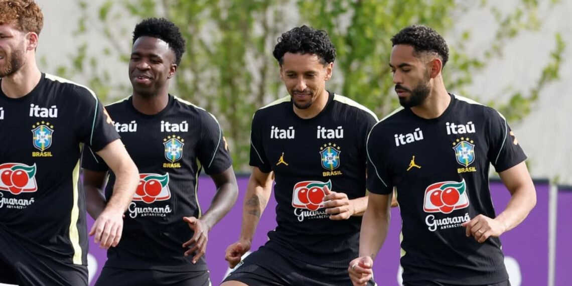 Jogadores da Seleção Brasileira em treino